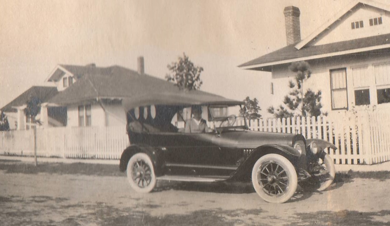 Illustration for article titled Pre-WW2 Family Cars